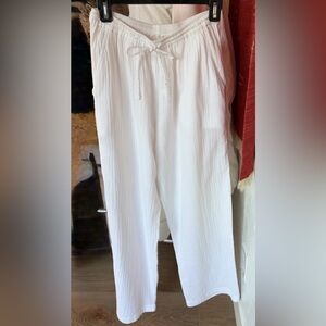 XiRENA White Elastic Waist Romany Gauze Pants